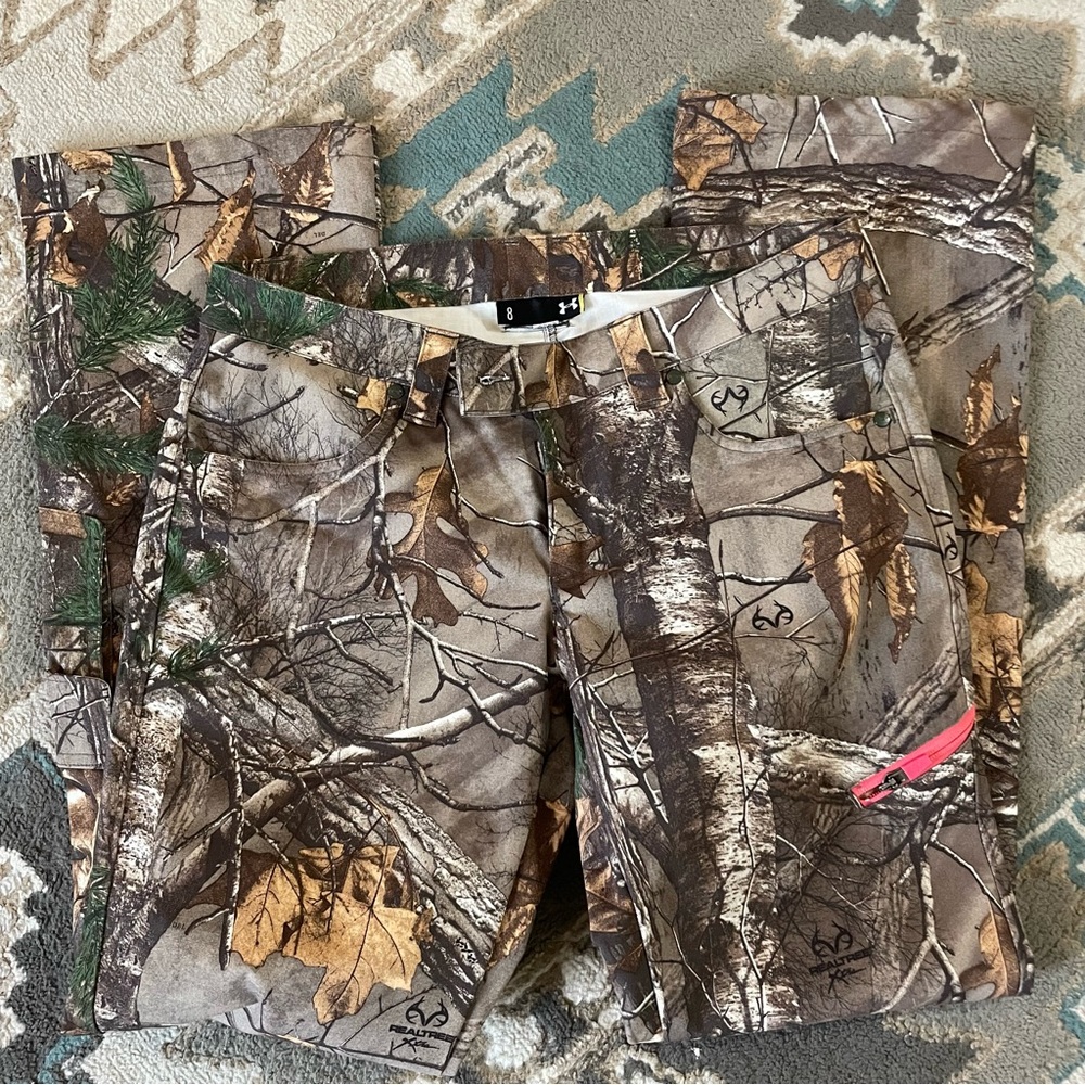 Under Armour Camo Pants Size 8
